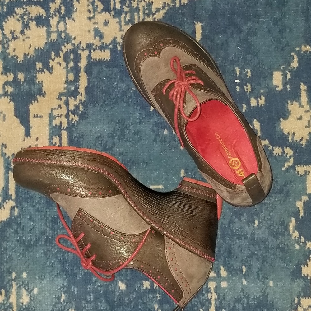 J41 Booties